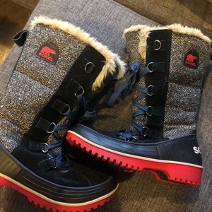 Sorel high boots